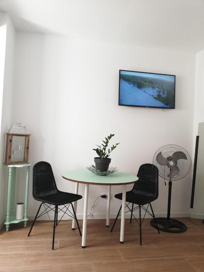 Mini Apartamento Centrico Con Zonas Compartidas Hotel Valencia Luaran gambar